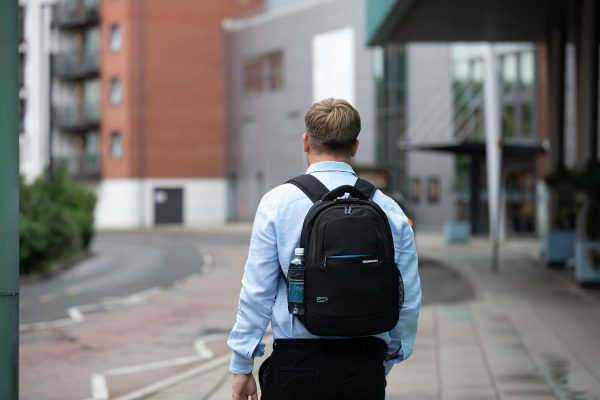 Sac à dos ordinateur portable 15,6 Monolith bleu recyclé-1