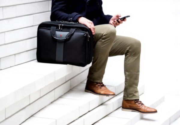 WENGER Sac à bandoulière ordinateur portable 16 pouces